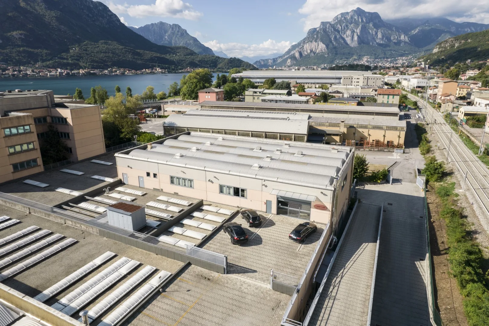 Vista aerea della sede Cantoni a Lecco